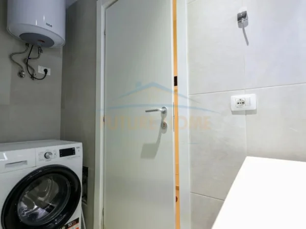 Durres, shitet apartament 1+1 Kati 0, 72 m² 253.400 € (Gjiri I Lalëzit)