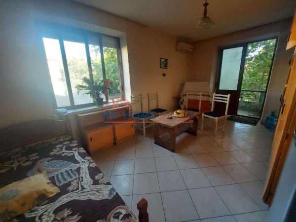 Tirane, shitet apartament 3+1+Ballkon Kati 3, 88 m² 170.000 € (Rruga e Kavajes)