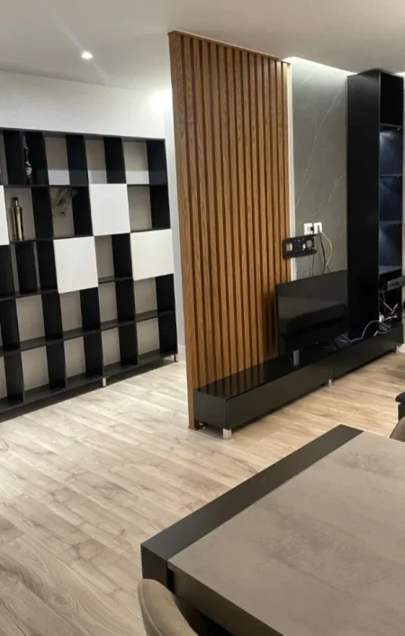 Tirane, shitet apartament 2+1+Ballkon Kati 2, 118 m² 160.000 € 