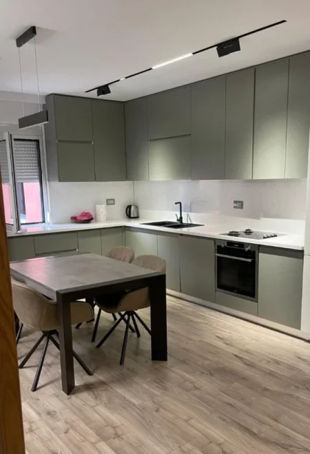 Tirane, shitet apartament 2+1+Ballkon Kati 2, 118 m² 160.000 € 