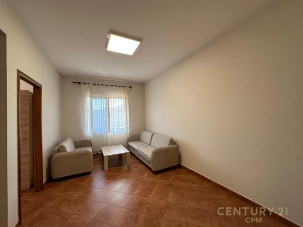 shitet apartament Kati 6, 80 m² 148.000 € (Komuna e Parisit)