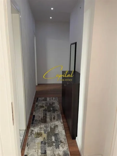 Tirane, jepet me qera apartament 2+1 Kati 1, 83 m² 500 € (KOPSHTI BOTANIK)