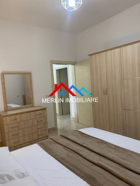 Tirane, jepet me qera apartament 1+1+Ballkon Kati 2, 65 m² 400 € (RRUGA QEMAL DRACINI)
