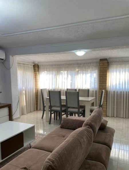 Tirane, shitet apartament 2+1+Aneks Kati 4, 94 m² 90.000 €
