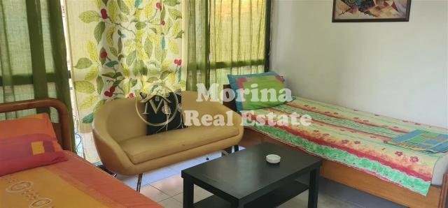 Tirane, jepet me qera shtepi 1+1 Kati 3, 55 m² 300 € (Stacioni i Trenit)
