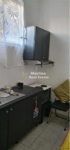 Tirane, jepet me qera shtepi 1+1 Kati 3, 55 m² 300 € (Stacioni i Trenit)