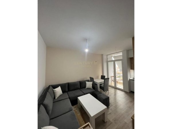 Tirane, shitet apartament 1+1 Kati 8, 39 m² 90.000 € 