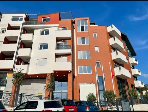Tirane, shitet apartament 1+1 Kati 3, 74 m² (Rezidenca Jaho)