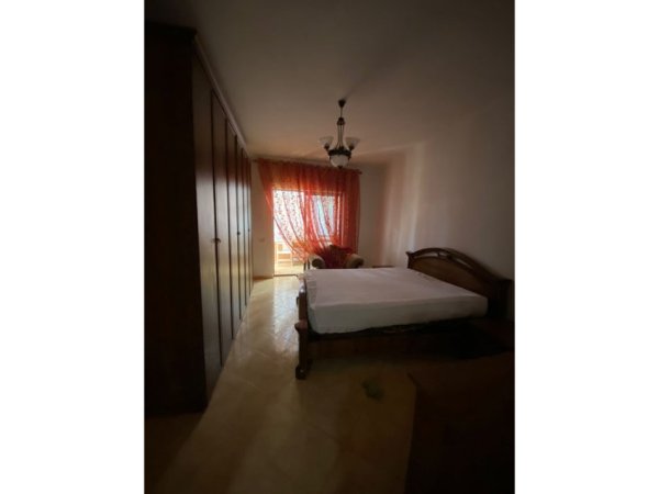 Tirane, jepet me qera apartament 1+1 Kati 5, 70 m² 450 € (Parku i Autobuzave)