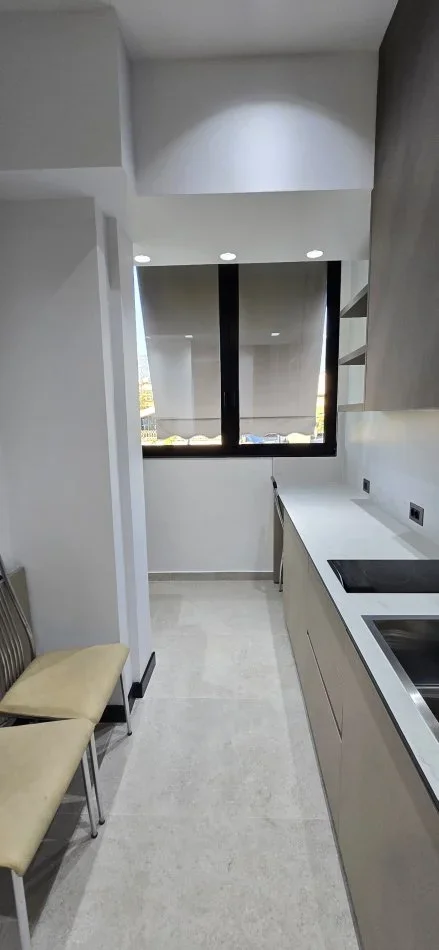 Tirane, shitet apartament 4+1+Ballkon Kati 2, 106 m² (tek kompleksi ASL)