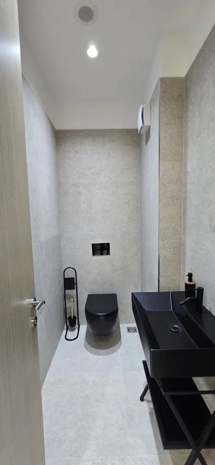 Tirane, shitet apartament 4+1+Ballkon Kati 2, 106 m² (tek kompleksi ASL)