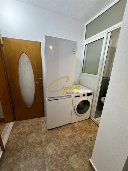 Tirane, jepet me qera apartament 2+1 Kati 4, 80 m² 500 € (RRUGA IRFAN TOMINI)