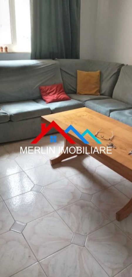 Tirane, jepet me qera apartament 2+1+Ballkon Kati 5, 90 m² 450 € (RRUGA SIRI KODRA)