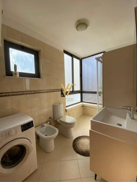 Tirane, jepet me qera apartament 2+1+Ballkon Kati 5, 80 m² 800 € (AIR ALBANIA)