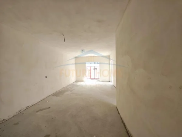 Golem, shitet apartament 1+1 Kati 2, 65 m² 67.956 € (Rezidenca Oriental)