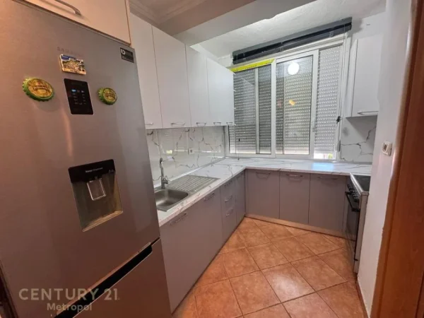 Tirane, jepet me qera apartament 2+1 Kati 5, 70 m² 550 € (Myslym Shyri, Tiranë)