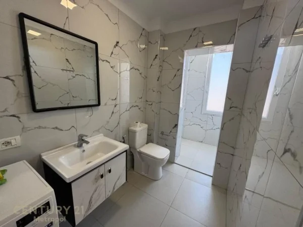 Tirane, jepet me qera apartament 2+1 Kati 5, 70 m² 550 € (Myslym Shyri, Tiranë)