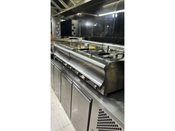 Tirane, shitet ambjent biznesi , 150 m² 85.000 € 