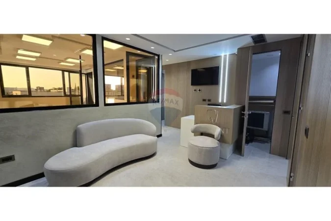 Tirane, shes ambjent biznesi Kati 2, 105 m² 295.000 € (KOMPLEKSI ASL)