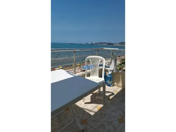 Durres, jepet me qera apartament 1+1 Kati 4, 60 m² 450 € (Plazh Iliria)