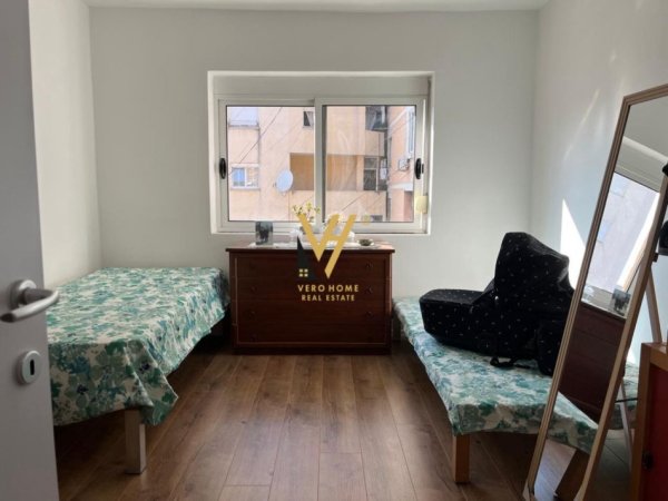 Tirane, shitet apartament 2+1+Ballkon Kati 3, 81 m² 155.000 € (BRRYL)