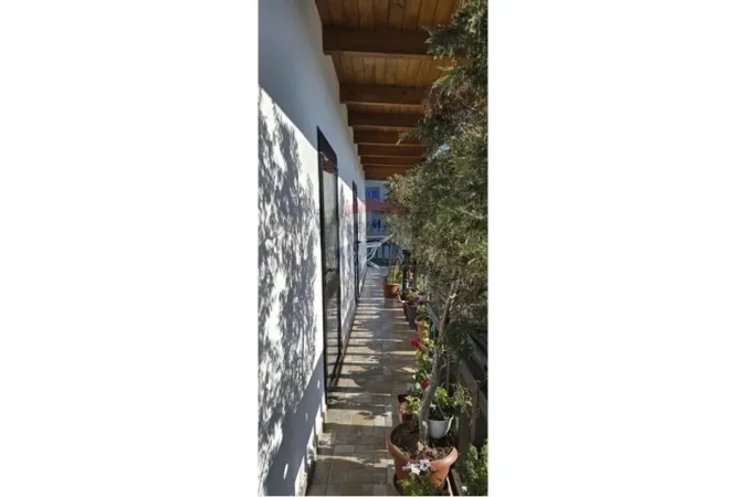 Tirane, shitet hotel  770 000 €. Kati 2, 529 m² (Vore)