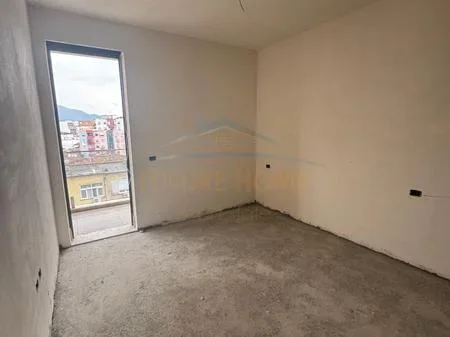 Tirane, shitet apartament 1+1 Kati 5, 63 m² 16.500.000 € 