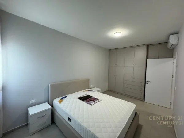 Tirane, jepet me qera apartament 2+1 Kati 3, 105 m² 650 € (Kodra e Diellit)