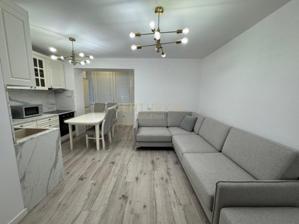 Tirane, jepet me qera apartament 2+1 Kati 2, 67 m² 650 € (Mine Peza)