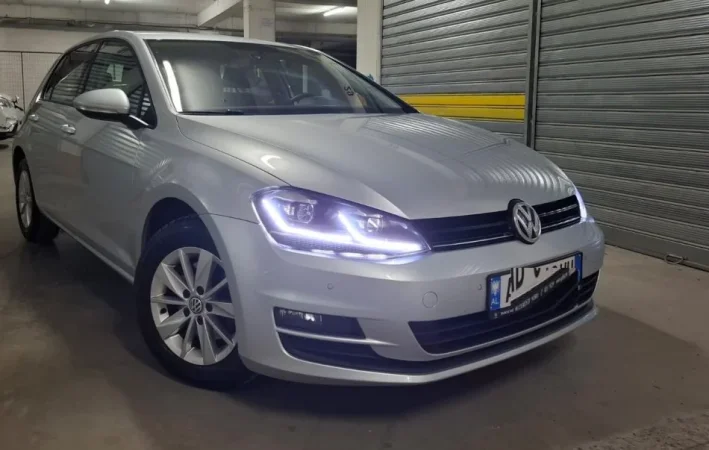 Tirane, shes makine VW Golf 7, 1.6 nafte, automat, viti 2016 Nafte, gri metalizato automatik Kondicioner 98.600 km 9.900 €