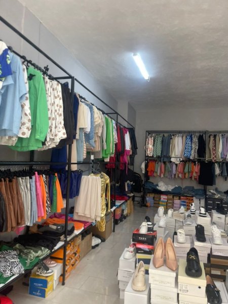 Tirane, SHITET BIZNESI 15.000 € SË BASHKU ME INVENTARIN .