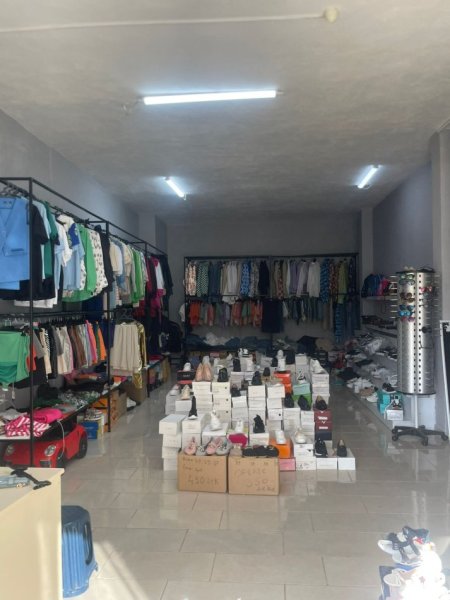 Tirane, SHITET BIZNESI 15.000 € SË BASHKU ME INVENTARIN .