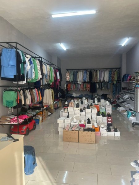 Tirane, SHITET BIZNESI 15.000 € SË BASHKU ME INVENTARIN .