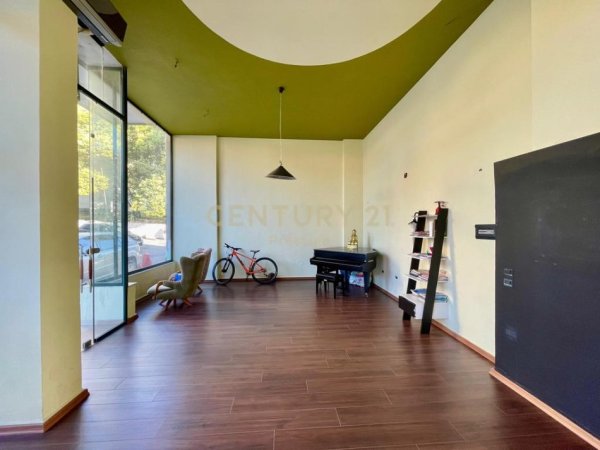 Tirane, shitet ambjent biznesi Kati 0, 75 m² (Qyteti Studenti)
