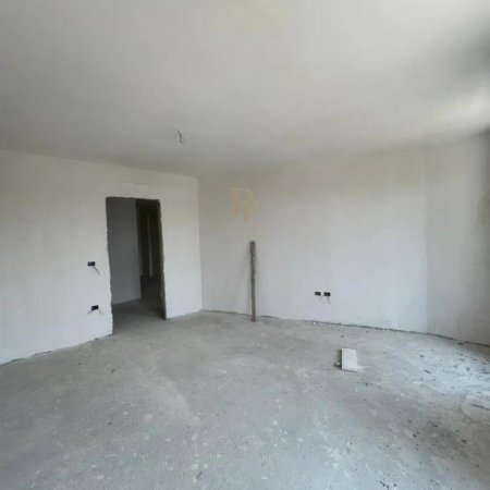 Tirane, shitet apartament 1+1+Ballkon Kati 7, 83 m² 129.000 € (Rr. Dritan Hoxha)