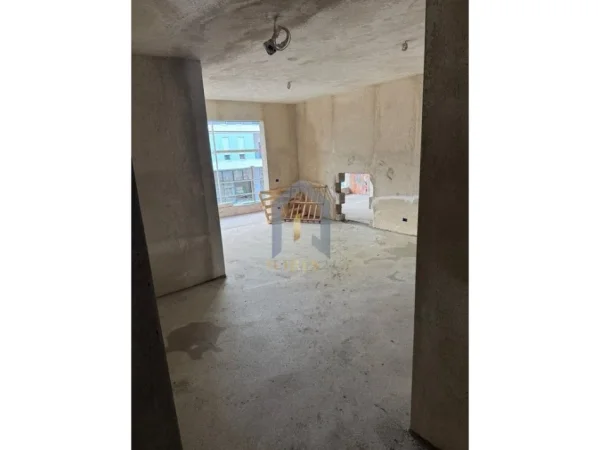 Tirane, shes apartament 2+1 Kati 1, 105 m² 101.000 €