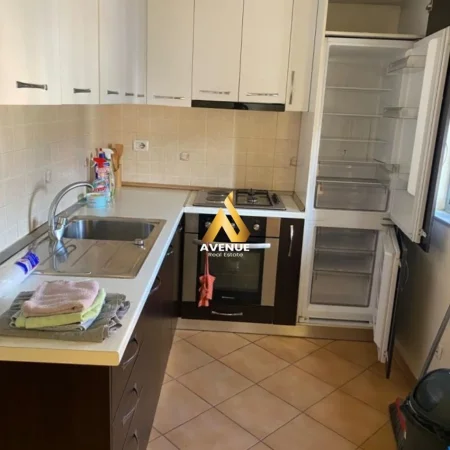 Tirane, jepet me qera apartament 2+1+Ballkon Kati 6, 85 m² 500 € (irfan tomini)