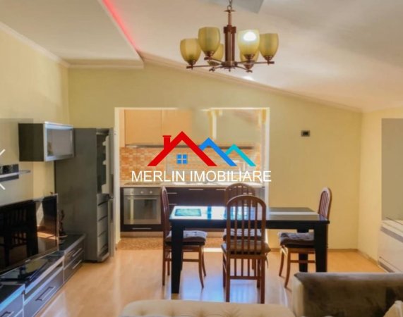 Tirane, jepet me qera apartament 2+1+Ballkon Kati 4, 110 m² 700 € (Rruga Muhamet Gjollesha)