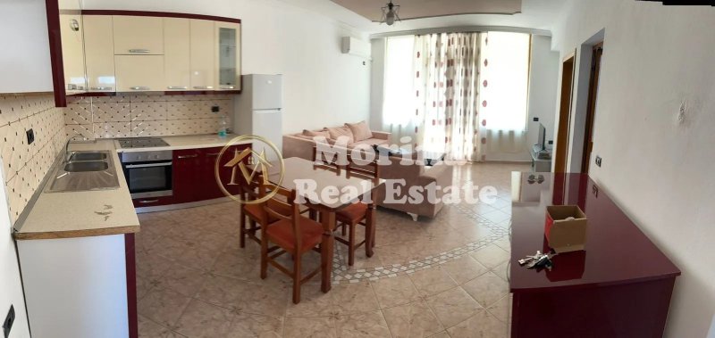 Tirane, jepet me qera apartament 2+1 Kati 1, 80 m² 600 € (Vila Gold)