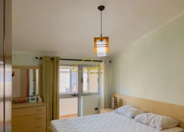 Tirane, jepet me qera apartament 2+1 Kati 4, 110 m² 700 € (21 DHJETORI)