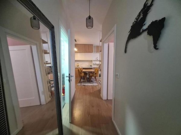 Tirane, shitet apartament 2+1+Aneks+Ballkon Kati 3, 85 m² 210.000 € (Kompleksi Kontakt)