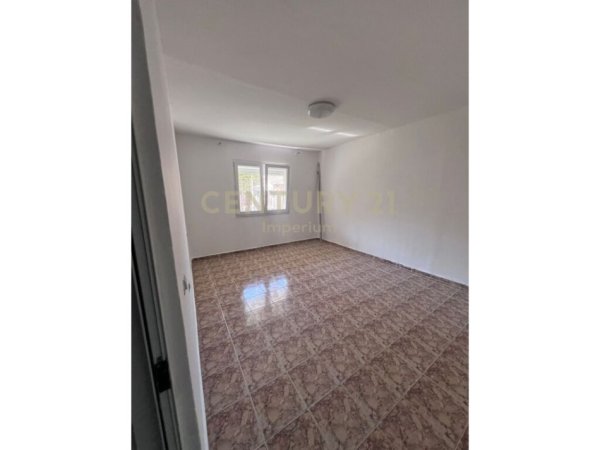 Tirane, shes apartament 1+1 , 64 m² 61.000 € (Kombinat)