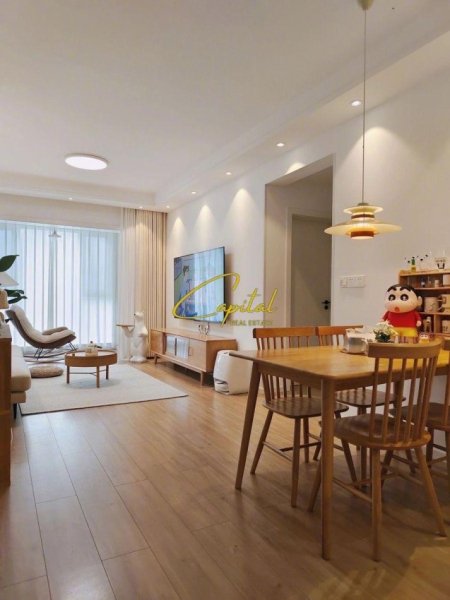 Tirane, jepet me qera apartament 2+1 Kati 3, 95 m² 650 € (XHAMLLIKU)