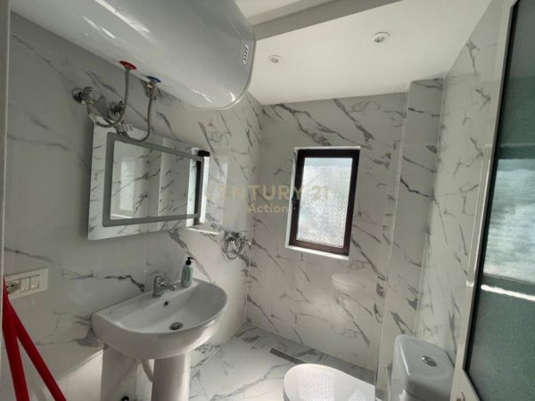 Tirane, shes apartament 1+1 Kati 2, 56 m² 74.900 € (Kombinat)