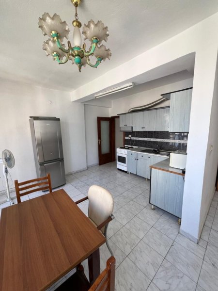 Tirane, jepet me qera apartament 2+1 Kati 5, 500 € (don bosko)