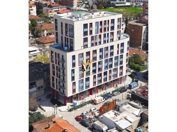 Tirane, shitet apartament 1+1+Ballkon Kati 4, 55 m² 158.000 € (KOMUNA E PARISIT)