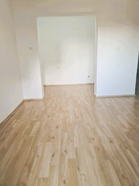 Tirane, shitet apartament 2+1 , 155.000 € (stadiumi dinamo)