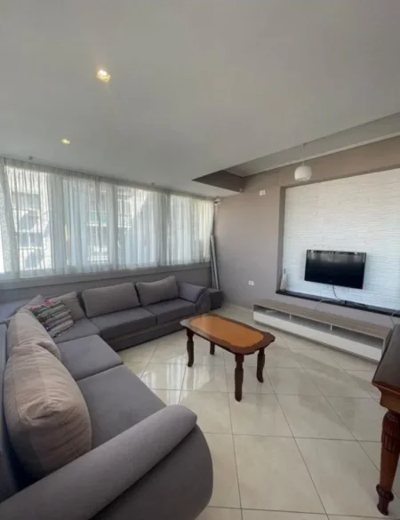 Tirane, shitet apartament 2+1 Kati 4, 98 m² 190.000 € (Rruga Ndre Mjeda (Ish-Parku))