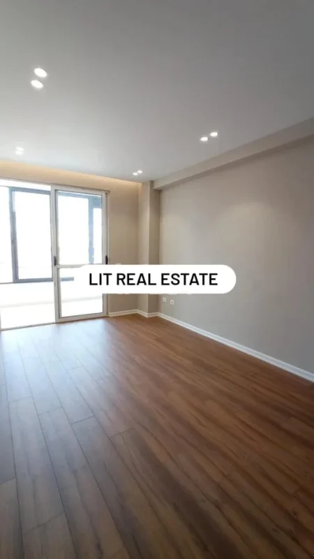 Tirane, shitet apartament 2+1+Aneks+Ballkon Kati 7, 112 m² 150.000 € (astir)