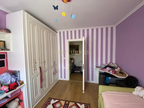 Tirane, shes apartament 2+1 Kati 7, 105 m² 150.000 € (Astir)
